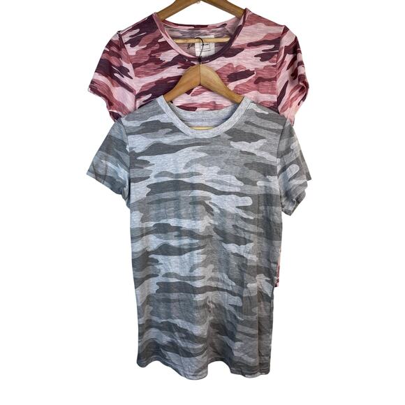 Reflex Women's Size L Lot of 2 Gray Pink Short Sleeve Camouflage T-Shirt - Picture 1 of 6
